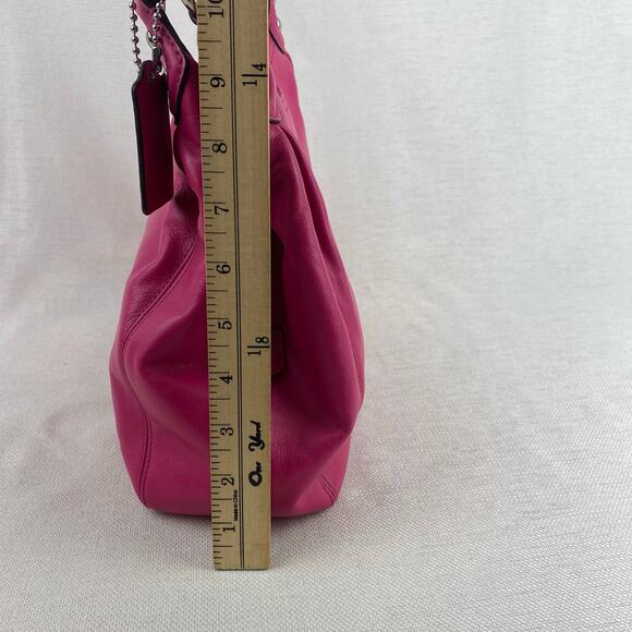 Coach Ashley Carry All Hippie Hobo Satchel Shoulder Bag Pink Leather Y2K Barbie - Picture 4 of 12